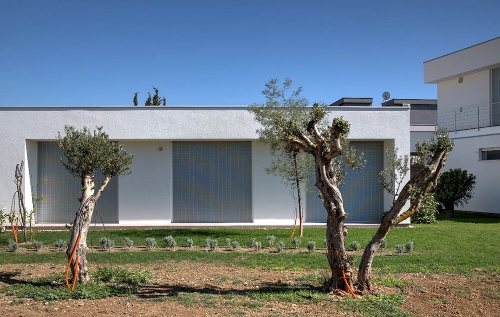 https://www.clauss-engineering.de/content/igal/20171011_villa-falak-bibinje_de_5-8QNENE-L-509.jpg